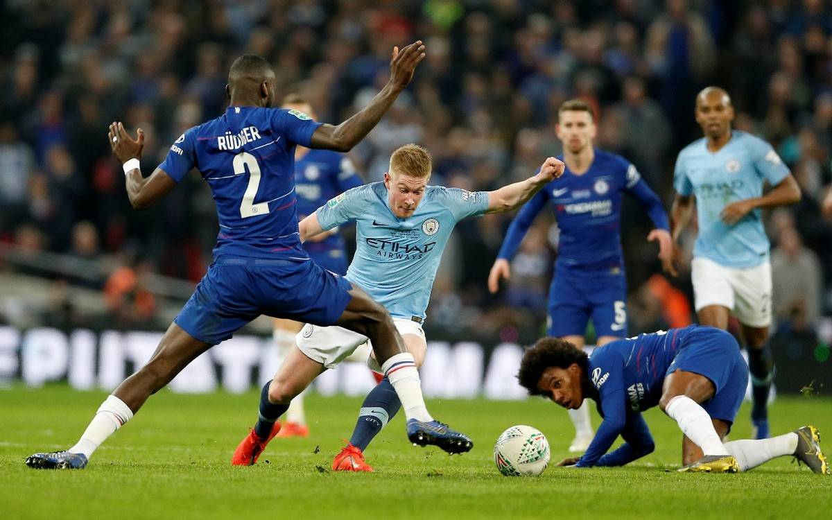 切尔西力争卫冕冠军,英超霸主不容侵犯 切尔西力争卫冕冠军,英超霸主不容侵犯