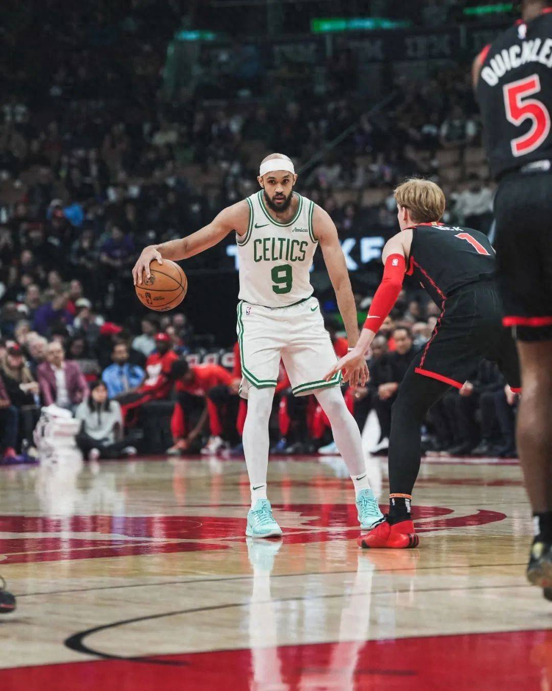 开拓者客场力克凯尔特人,止颓势 开拓者客场力克凯尔特人,止颓势