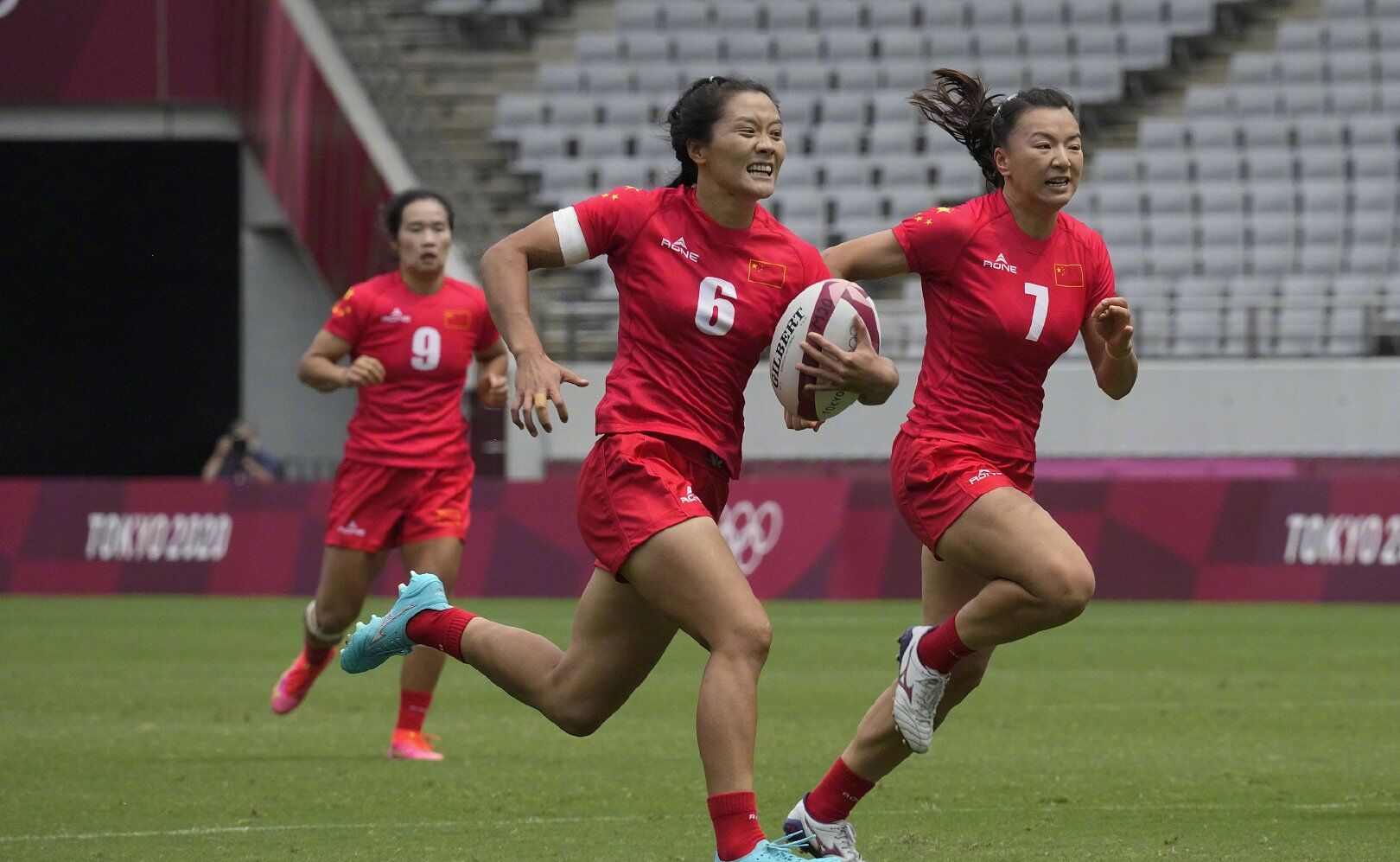 国际橄榄球赛:中国队大获全胜 国际橄榄球赛:中国队大获全胜