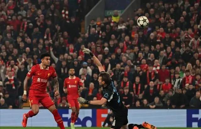 乐鱼app-国际米兰鏖战巴西，萨拉赫完成帽子戏法