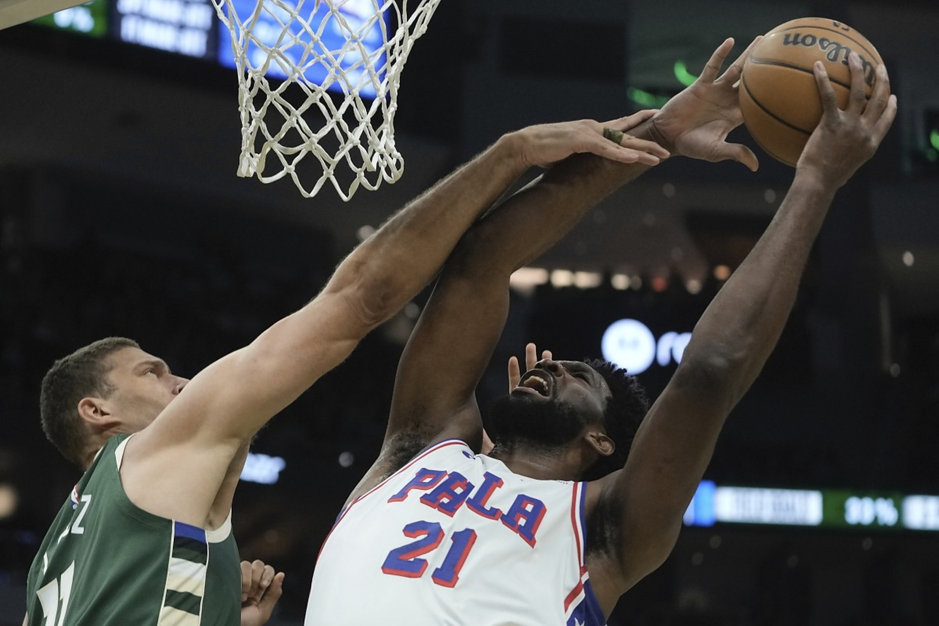 乐鱼体育-南韩男篮横扫76人，利拉德制霸全场