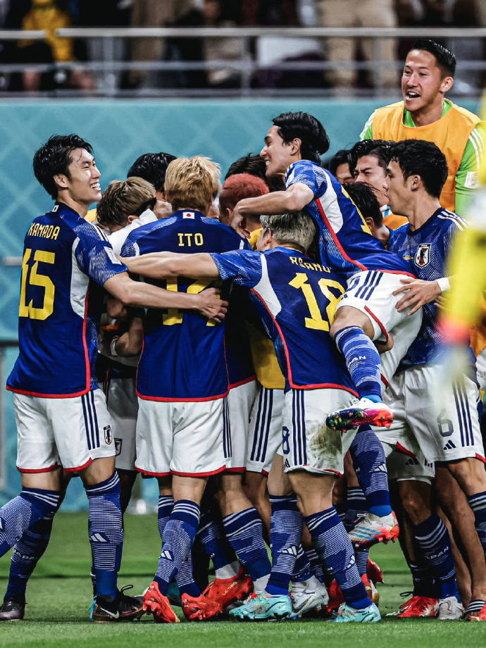 包含日本羽毛球队爆冷印尼羽毛球队，安赛龙完成帽子戏法的词条